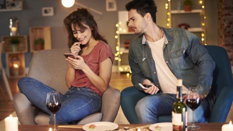 Женска изневяра – как да я познаете? 