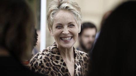 Шарън Стоун излиза с 25-годишен рапър?