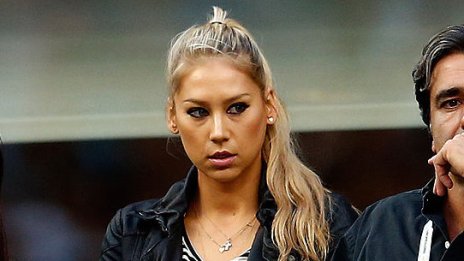 Тенис легендата Анна Курникова предизвика голямо безпокойство у феновете