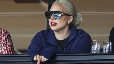 Шок – Лейди Гага започна нова ера в живота си като брюнетка