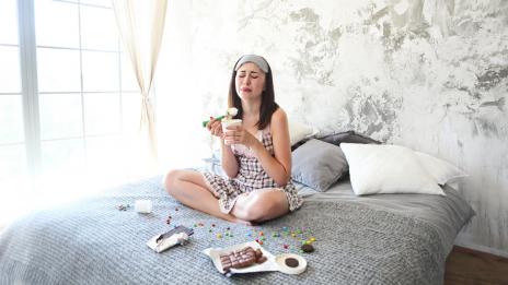 Как да се справим с емоционалното хранене?