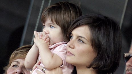 Сури Круз може да разкрие истината между Том Круз и Кейти Холмс