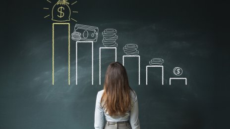 Финансов хороскоп: съвети за управление на парите за всяка зодия