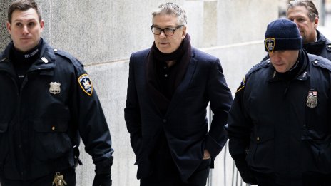 Алек Болдуин: Всички знаят истината за стрелбата