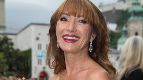 Стилна и секси в третата възраст – Джейн Сиймур знае как