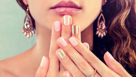 Маникюр с ленти - 4 свежи идеи, които да изпробвате