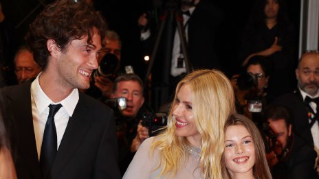 Сиена Милър призна: Трудно ми беше да приема, че съм влюбена в по-млад мъж