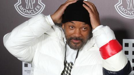 Уил Смит със счупени зъби заради TikTok