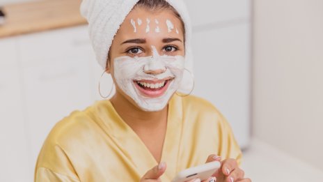 Акне: 5 съставки, на които да заложите това лято