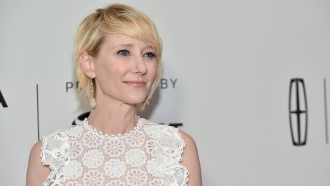 Мемоарите на покойната Ан Хечи – история за намирането на мир след тормоза