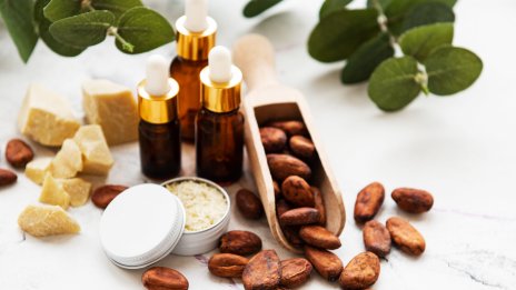 Какаово масло за кожа – 6 ползи при употребата му