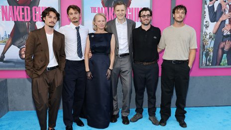 Лиъм Нийсън стяга сватба