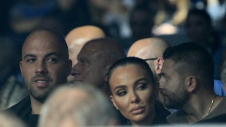 Николета Лозанова заведе и двете си дъщери на идиличнa почивка