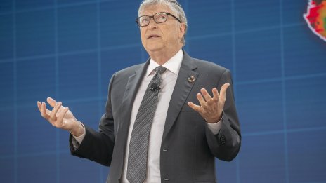 Бил Гейтс с мистериозна жена в Австралия