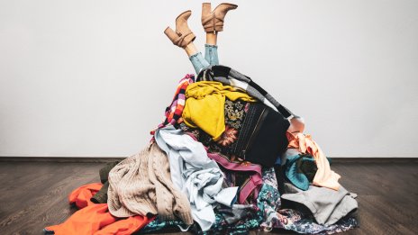 Модни грешки – 5, с които гардеробът ви изглежда препълнен