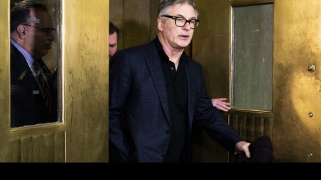 Било ли е случайност: Дръпнал ли е спусъка Алек Болдуин срещу Хътчинс?