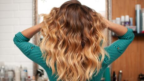 Тонер за коса – задължителен за боядисана коса