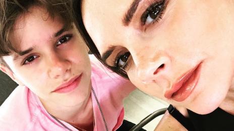 Кой е по-по-най: Виктория Бекъм срещу Ромео Бекъм