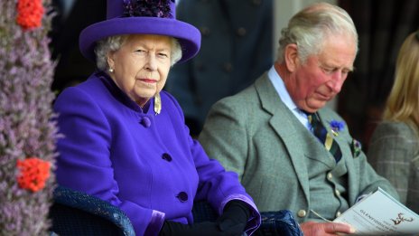 Смут в кралския двор – принц Чарлз се видял с майка си наскоро 