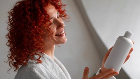 Разбиране на косопада и ролята на шампоаните против косопад