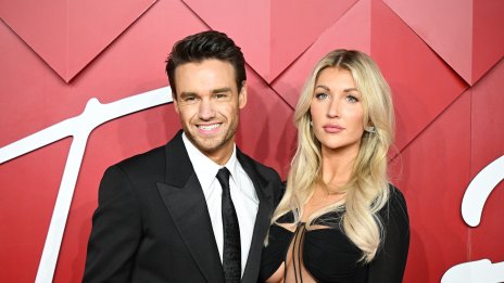 Гаджето на покойния Лиъм Пейн от One Direction премахна татуировка в негова чест, само година и половина след смъртта му