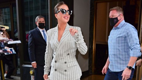 Лейди Гага - модната икона на уличния стил!