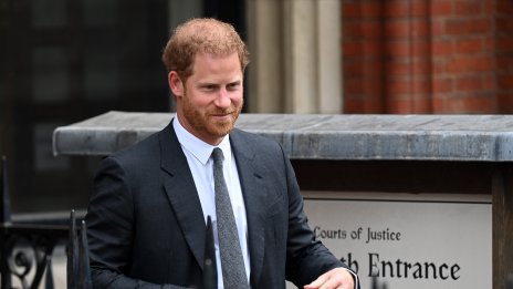 Имате кръв по ръцете си: Принц Хари събра показания срещу журналисти в 50 страници
