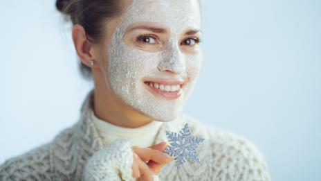 Грижа за кожата по празниците – 6 стъпки, които да следвате