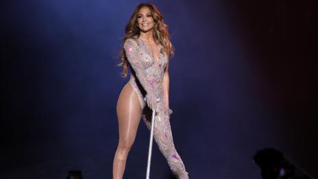 Дженифър Лопес и Шакира усилено се готвят за Super Bowl 