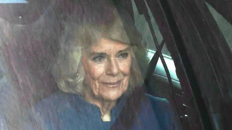 Кейт Мидълтън и Чарлз III са в една болница, но защо Камила се усмихва?