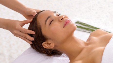 Бюти съвети – масажирайте скалпа за растеж на косата