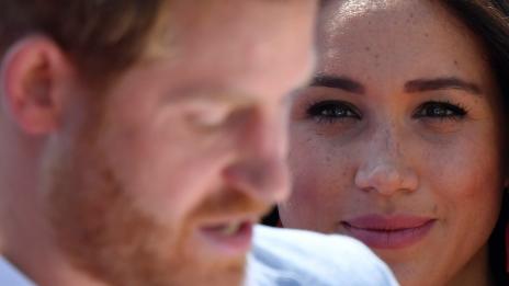 Грешките, които разклатиха имиджа на Хари и Мегън Маркъл