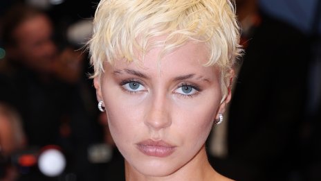 Айрис Лоу и Трент Александър-Арнолд индиректно потвърдиха слуховете за връзката си