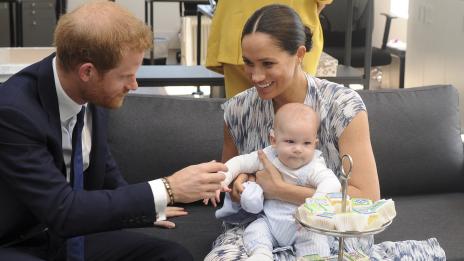 Арчи на 2 години: Какъв подарък му направиха Меган и Хари?