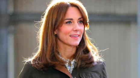 Кейт Мидълтън, това изкуствен тен ли е?
