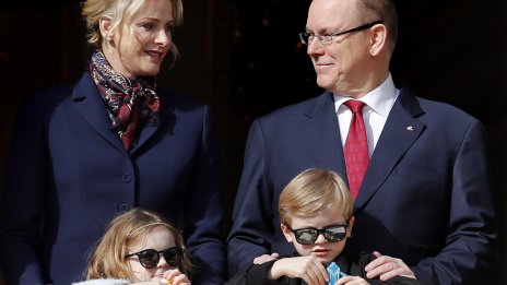 Принцеса Шарлийн пропусна първия учебен ден на близнаците си