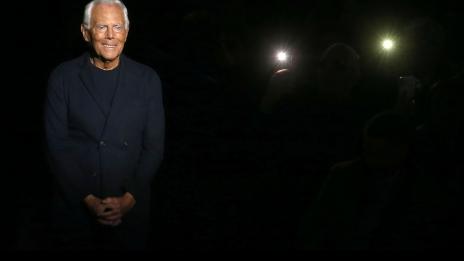 Джорджо Армани с дарение за италиански болници