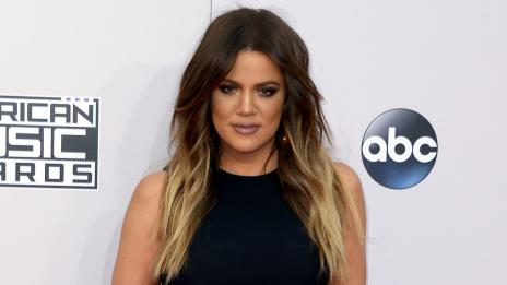 Клои Кардашян: Боря се с мигрена от 12-годишна