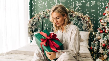 Опаковане на коледни подаръци – 7 идеи за стилна опаковка