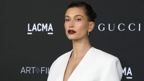 Хейли Бийбър изпраща 2021 г. с нова татуировка 