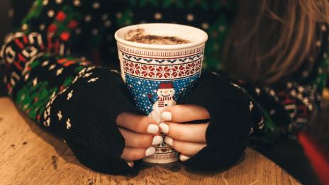 Зимен маникюр: 5 идеи, с които да подобрите настроението си в студа