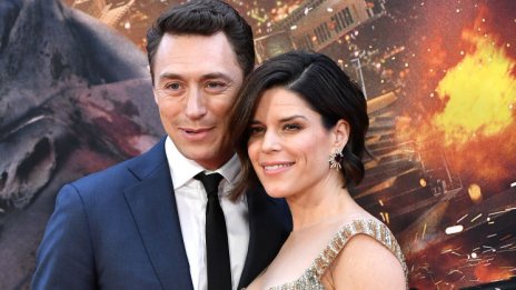 Нив Кембъл споделя защо е казала на 3-годишния си син, че е осиновен