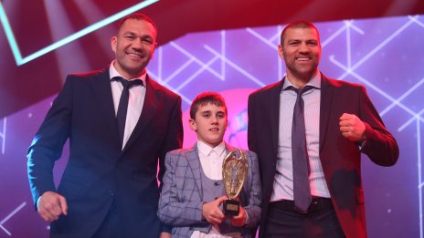 Тервел Пулев показа лицето на Самуил за първи път