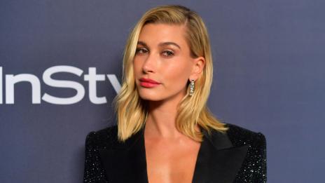 Есенно вдъхновение: Палтото на Хейли Бийбър за 9500 долара