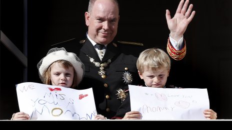 За празниците – показаха четирите деца на принц Албер