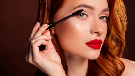 Кафявата спирала е задължителна за есента – 7 идеи да изпробвате визията