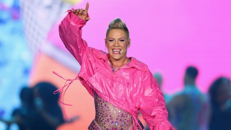 Пинк отказа да вее знамето на Израел и отмени концерт заради здравословен проблем в семейството