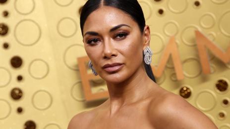 По бански: Никол Шерцингер посрещна 43-ия си рожден ден в Италия