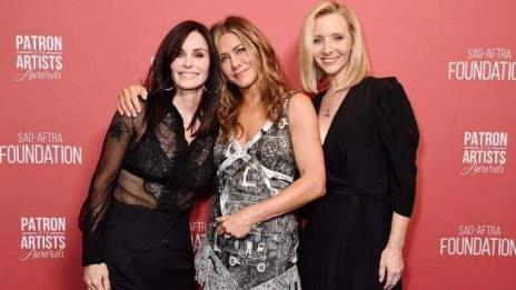 Рейчъл, Моника и Фийби отново заедно