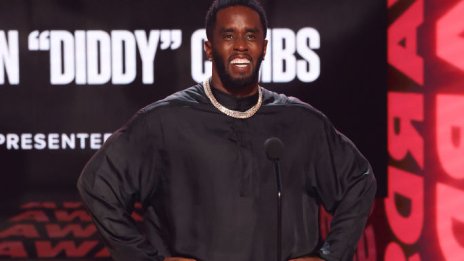 Екстравагантно: Шон Комбс дари близначките си с джипове Range Rover за 16-ия им рожден ден